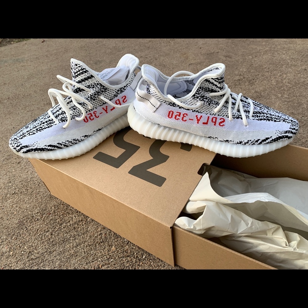 Yezzy 350 Zebra